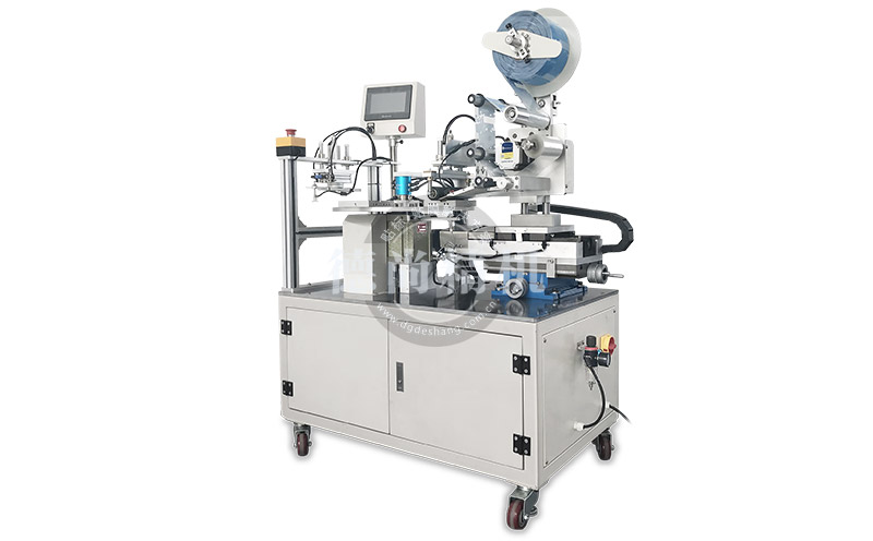 DS-673B轉(zhuǎn)盤式全自動平面貼膜機(jī)